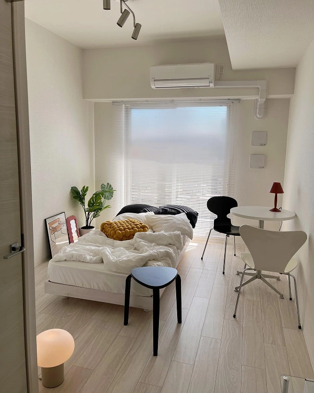 Centered Studio Style Layout with Floating Dining Nook