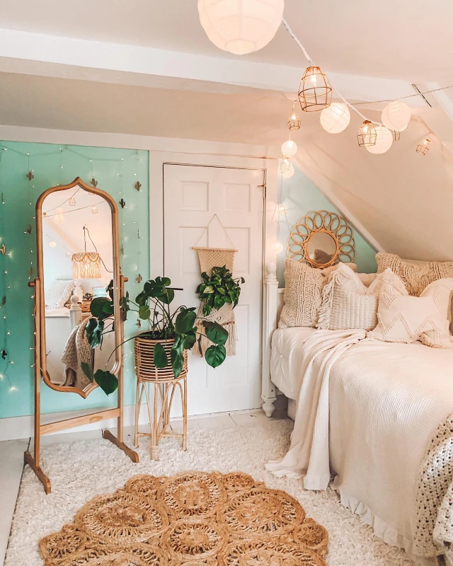 Vibrant Mint Aqua