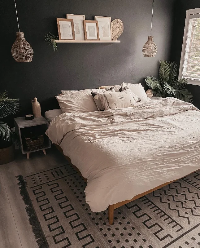 Deep Charcoal Black