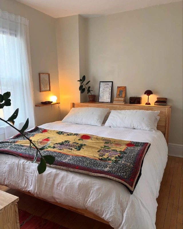 Warm Eclectic Minimalism