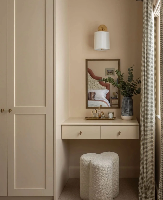 Floating Alcove Dressing Table