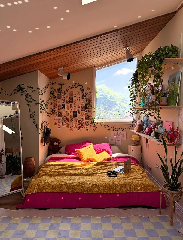 Sloped Ceiling Cozy Nook