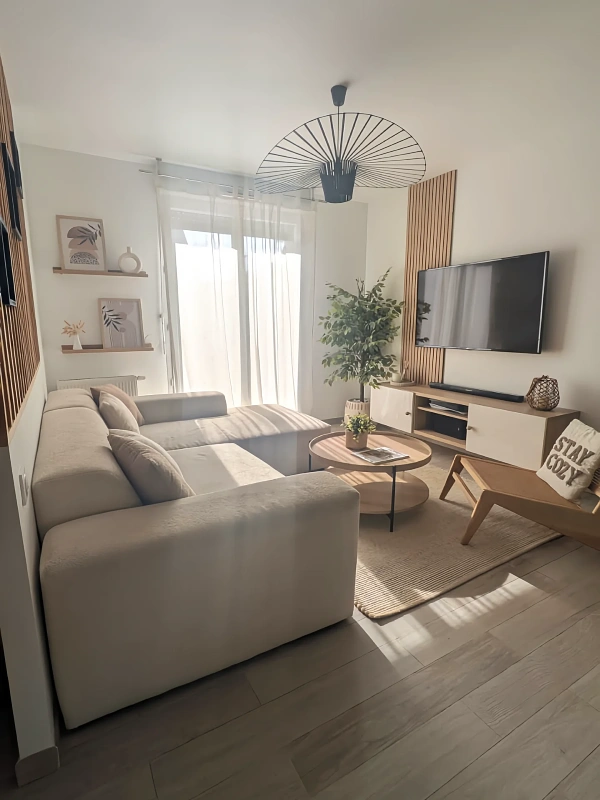 Arched Alcove Shelving with Warm Backlighting